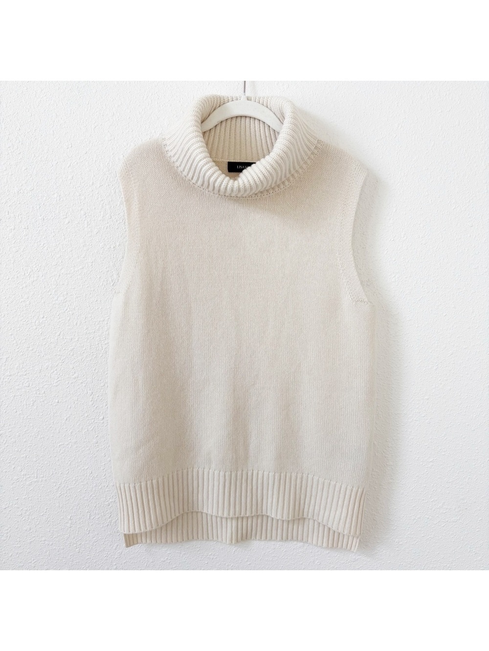 LISA YANG Molly Sleeveless Cashmere Turtleneck Sweater Size 1 / Small Luxury